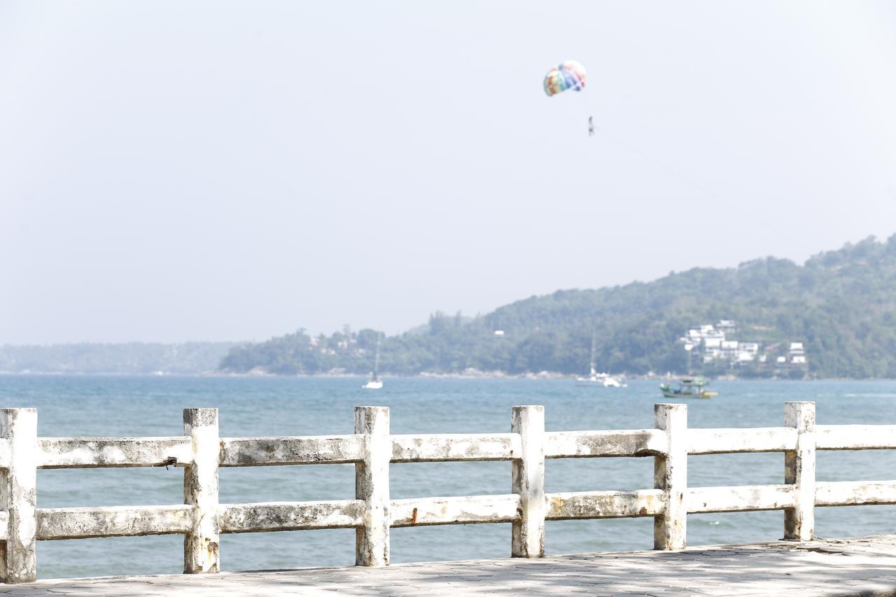 Baan Kamala Fantasea Hotel Kültér fotó